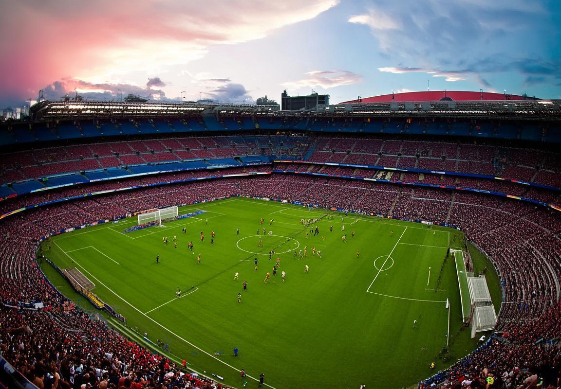 2010-2011国王杯决赛：巴塞罗那VS皇家马德里巅峰对决回顾